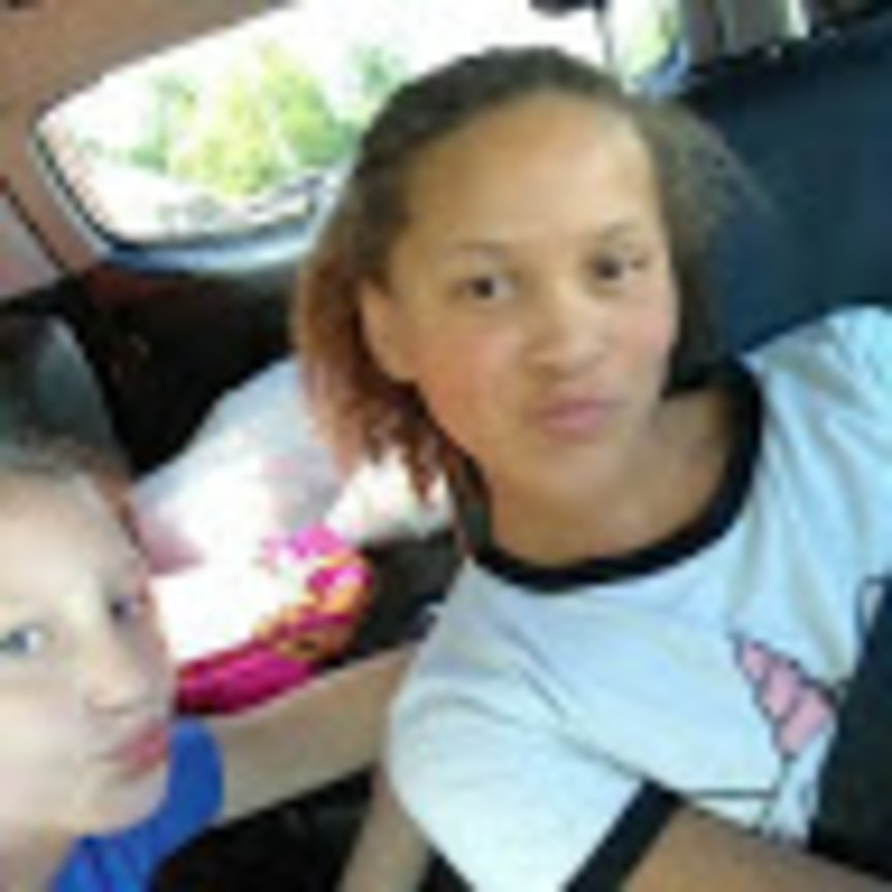 Meet your Posher, Kacie